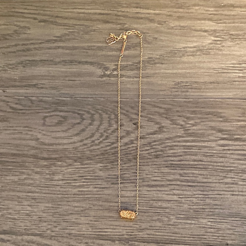Kendra Scott rose gold necklace